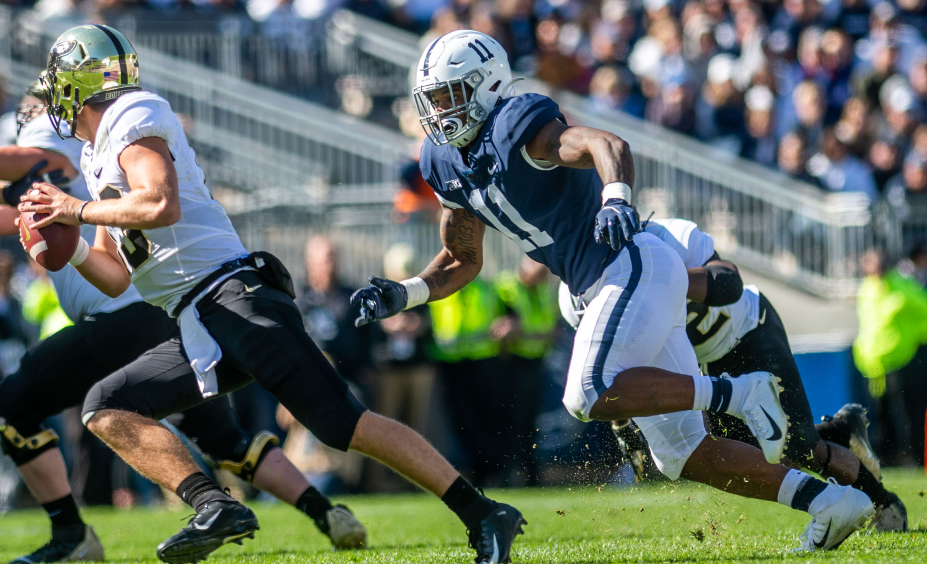 Penn State vs Purdue, Micah Parsons (11) sack